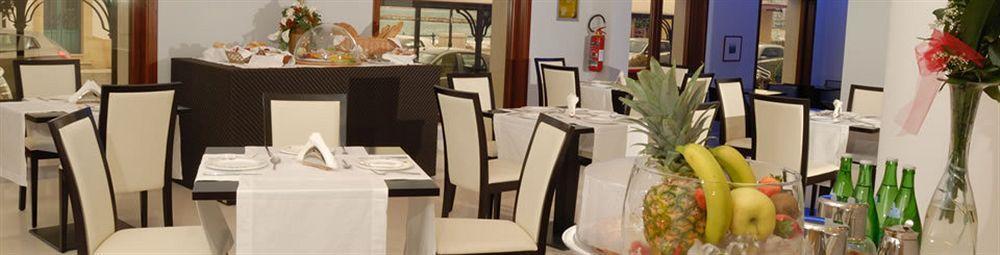 Palazzo Foti Hotel Crotone Dış mekan fotoğraf