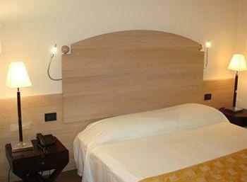 Palazzo Foti Hotel Crotone Dış mekan fotoğraf